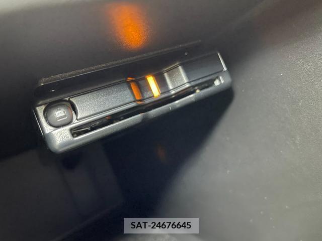 Renault MEGANE 2022-07 317021-12