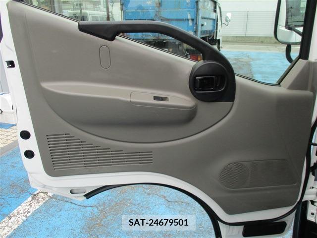 Nissan ATLAS 2019-05 331970-20