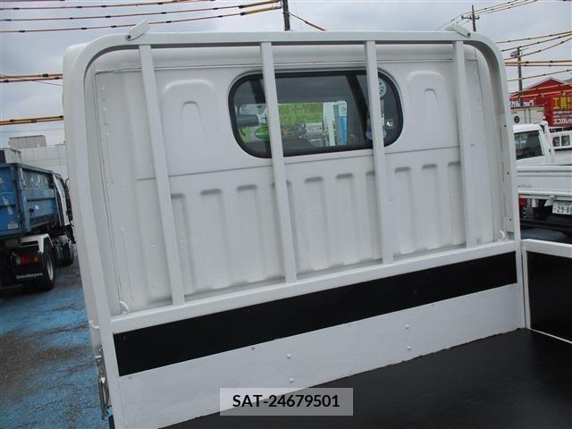 Nissan ATLAS 2019-05 331970-7