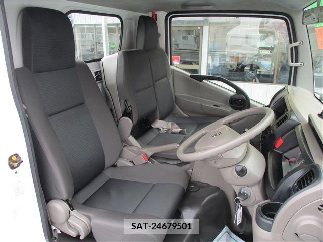 Nissan ATLAS 2019-05 331970-13
