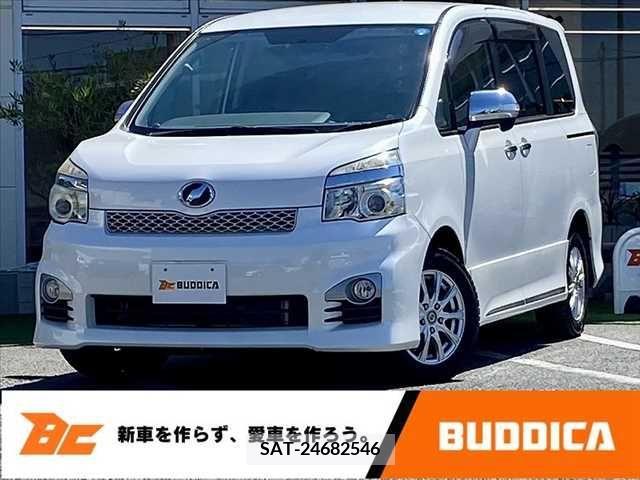 Toyota VOXY 2013-06 321349-0