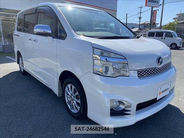 Toyota VOXY 2013-06 321349-9