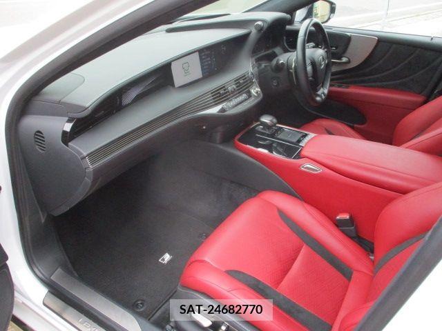 Lexus LS 2017-12 388318-14