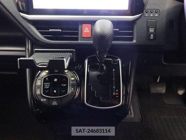 Toyota NOAH 2018-11 365103-11