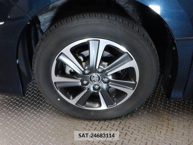 Toyota NOAH 2018-11 365103-27