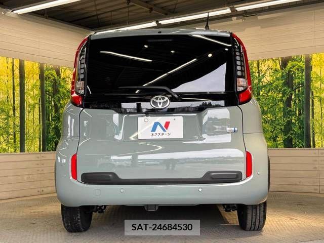 Toyota SIENTA 2022-10 313382-15