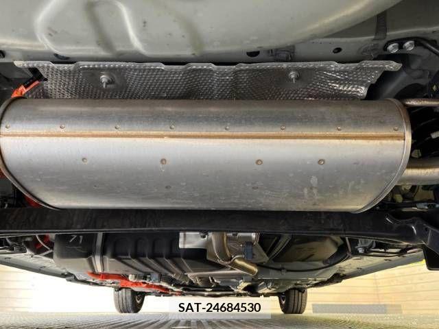 Toyota SIENTA 2022-10 313382-19