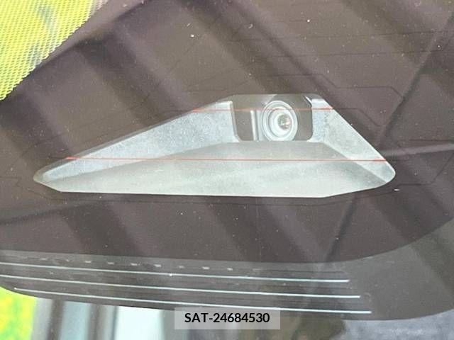 Toyota SIENTA 2022-10 313382-2