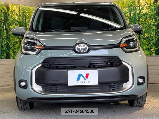 Toyota SIENTA 2022-10 313382-14