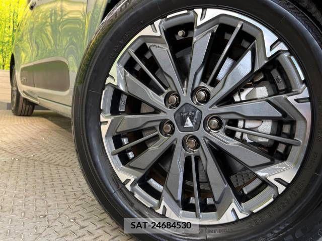Toyota SIENTA 2022-10 313382-13
