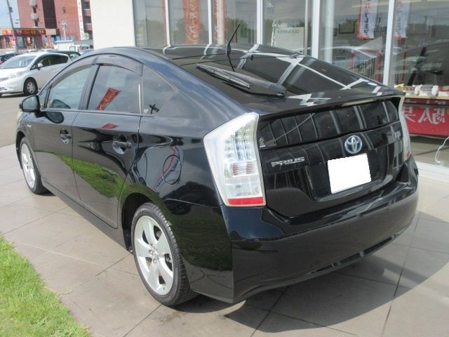 Toyota PRIUS 2009-07 18087-3