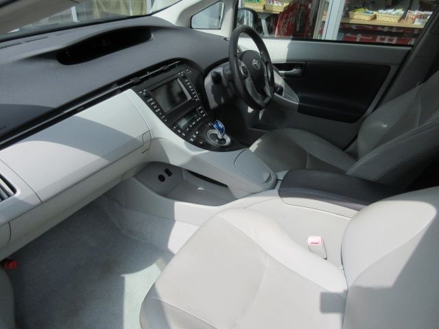 Toyota PRIUS 2009-07 18087-4