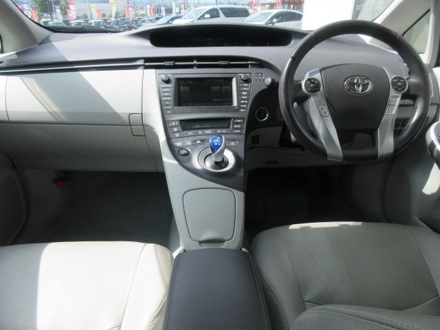 Toyota PRIUS 2009-07 18087-6
