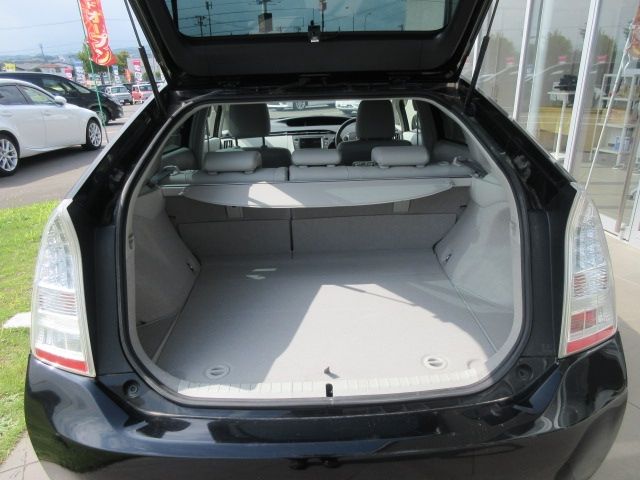 Toyota PRIUS 2009-07 18087-7
