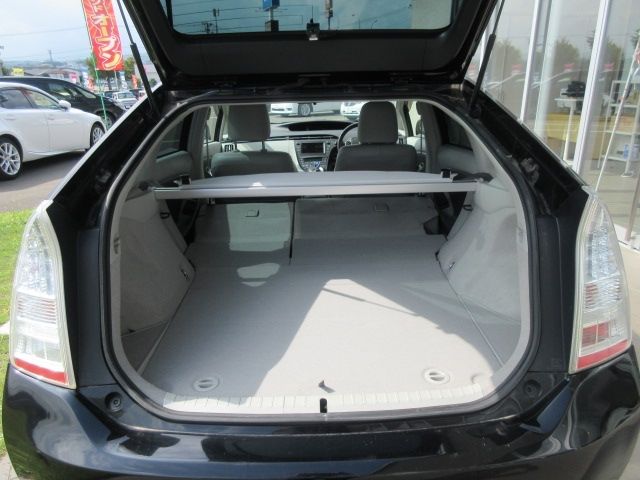 Toyota PRIUS 2009-07 18087-8