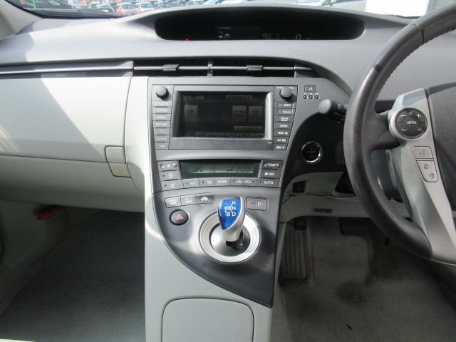 Toyota PRIUS 2009-07 18087-11