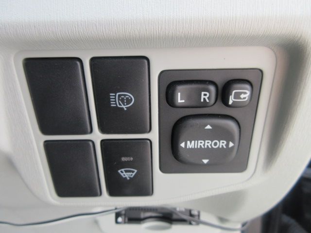 Toyota PRIUS 2009-07 18087-23
