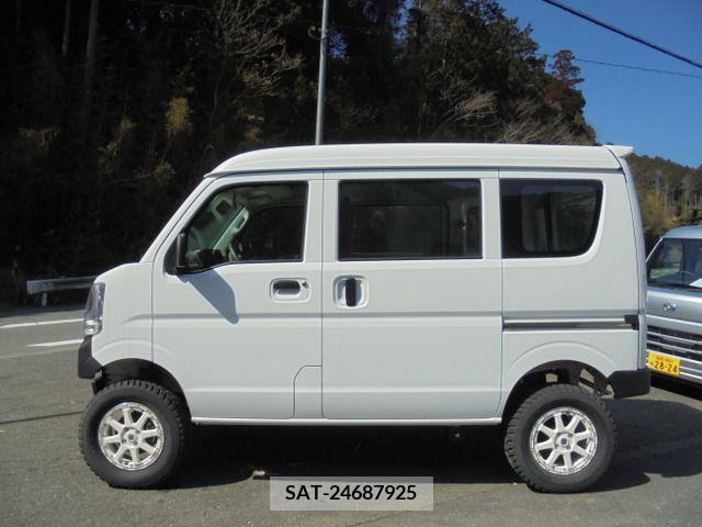 Suzuki EVERY 2020-11 372090-4