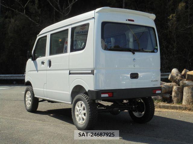 Suzuki EVERY 2020-11 372090-11