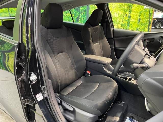 Toyota PRIUS 2021-03 184873-8