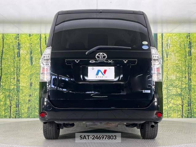 Toyota VOXY 2011-03 257423-15