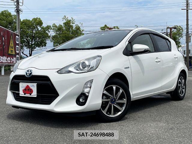 Toyota AQUA 2016-03 336717-0