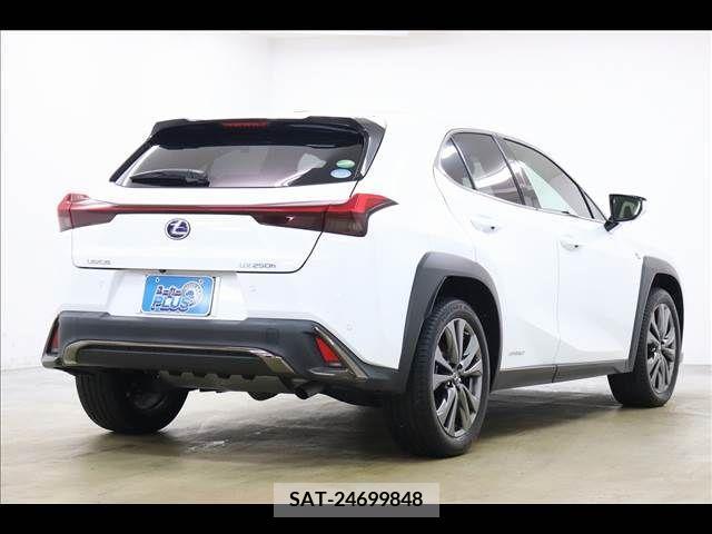 Lexus UX 2019-03 222640-18