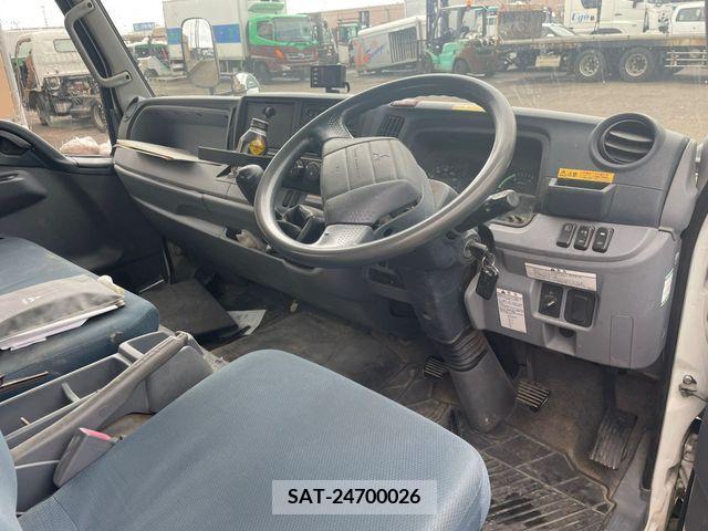 Mitsubishi CANTER 2015-09 294504-9
