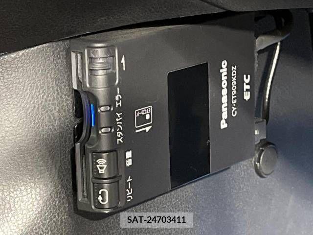 Nissan NOTE 2013-06 281005-4