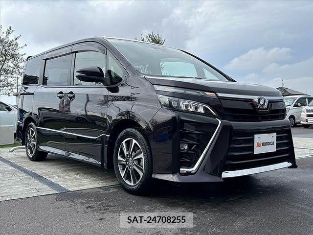 Toyota VOXY 2019-06 378343-7