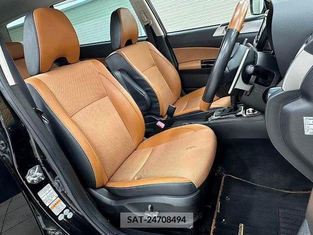 Subaru EXIGA CROSSOVER 2016-03 390763-6