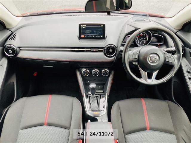 Mazda DEMIO 2015-11 377107-1