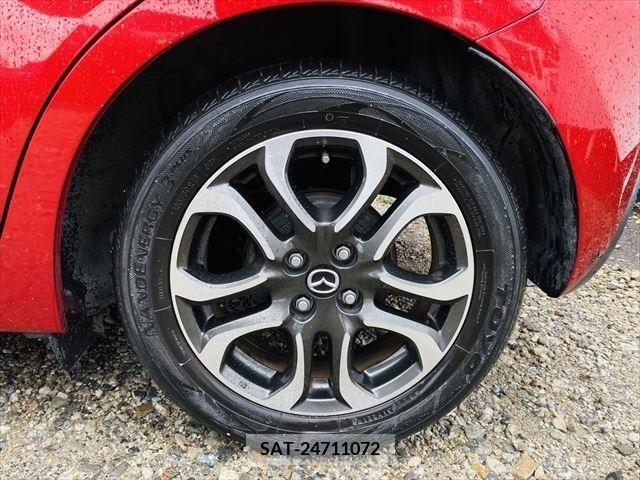 Mazda DEMIO 2015-11 377107-27