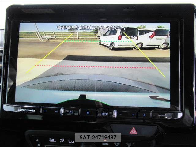 Honda N BOX CUSTOM 2022-02 278917-9