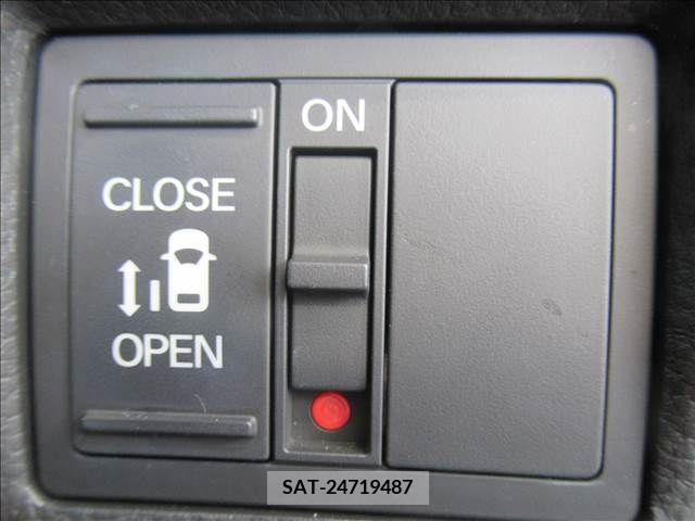 Honda N BOX CUSTOM 2022-02 278917-10