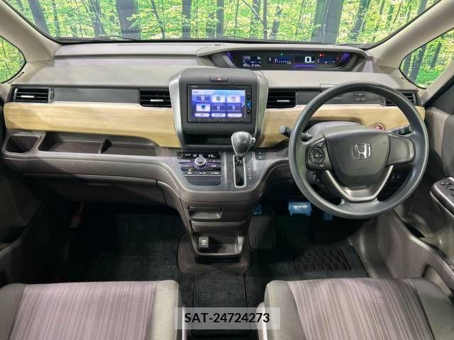 Honda FREED 2017-09 302915-1