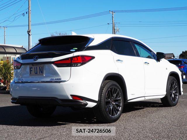 Lexus RX 2021-03 214229-4