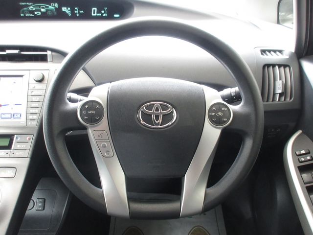 Toyota PRIUS PHV 2012-02 1740-15