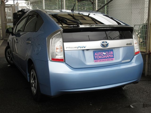 Toyota PRIUS PHV 2012-02 1740-26
