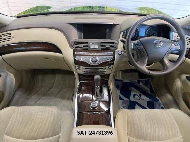 Nissan FUGA 2011-12 216737-1