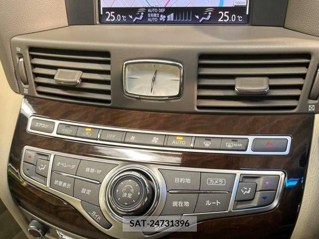Nissan FUGA 2011-12 216737-7
