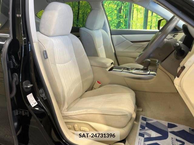 Nissan FUGA 2011-12 216737-8