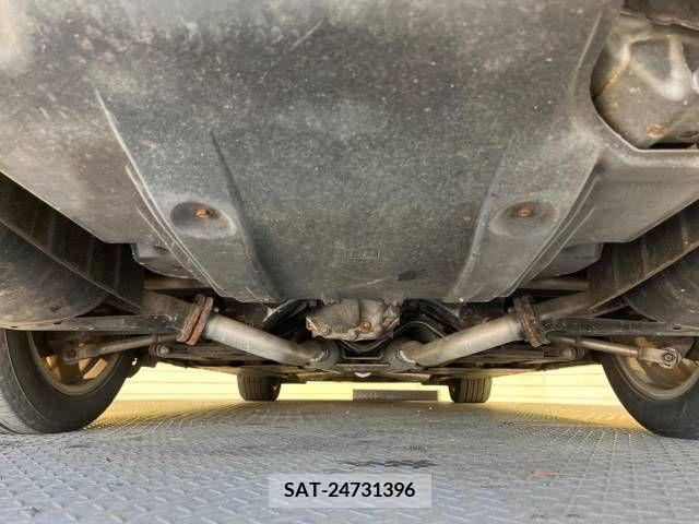 Nissan FUGA 2011-12 216737-19