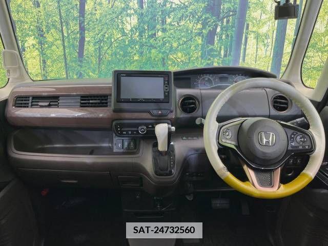 Honda N BOX 2019-08 364605-1