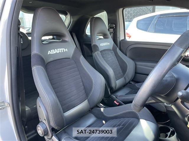 Abarth 595 2020-10 270615-10