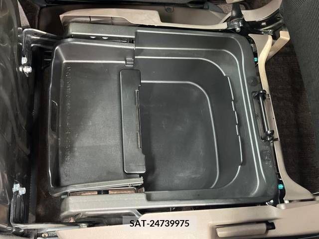 Nissan MOCO 2010-08 324512-7