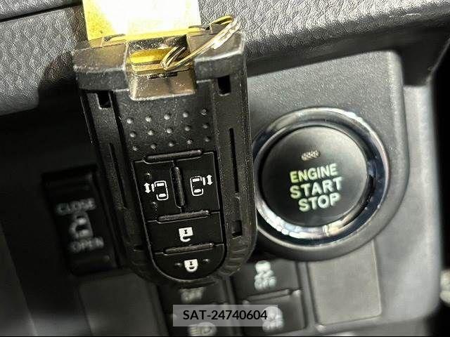 Toyota TANK 2018-11 217892-7