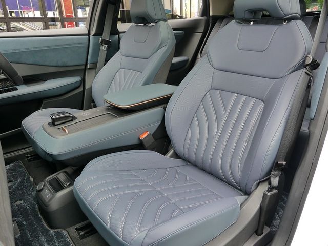 Nissan Ariya 2023-09 18562-16