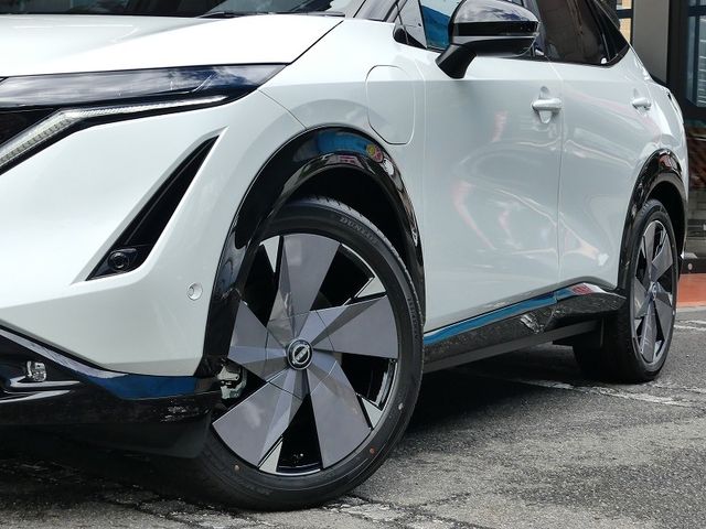 Nissan Ariya 2023-09 18562-7