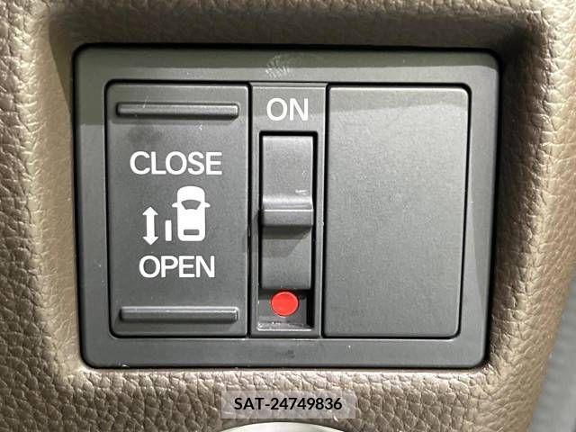 Honda N BOX 2021-10 364668-5